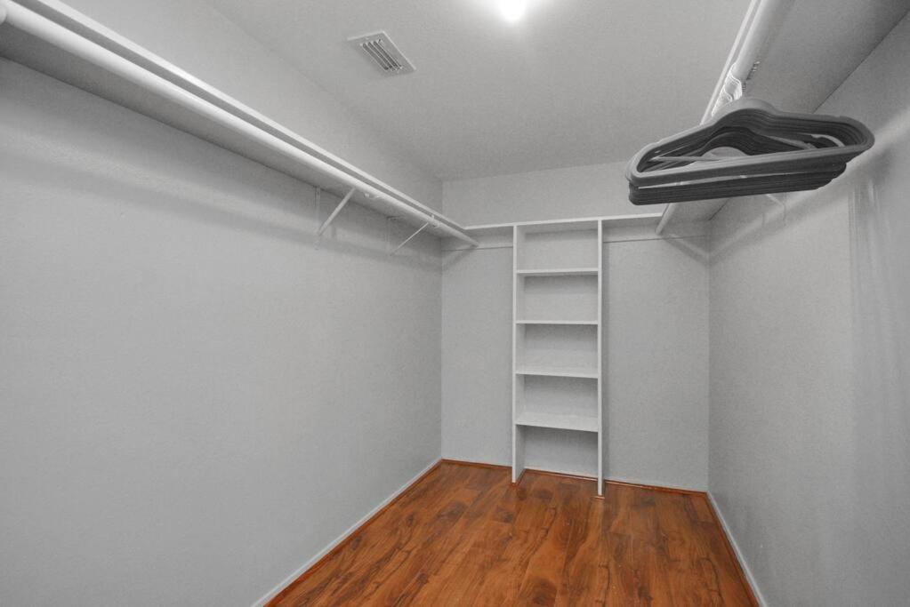 Double Master Suites Condo Near Med Ctr, Nrg Arena 2 Houston Exterior foto