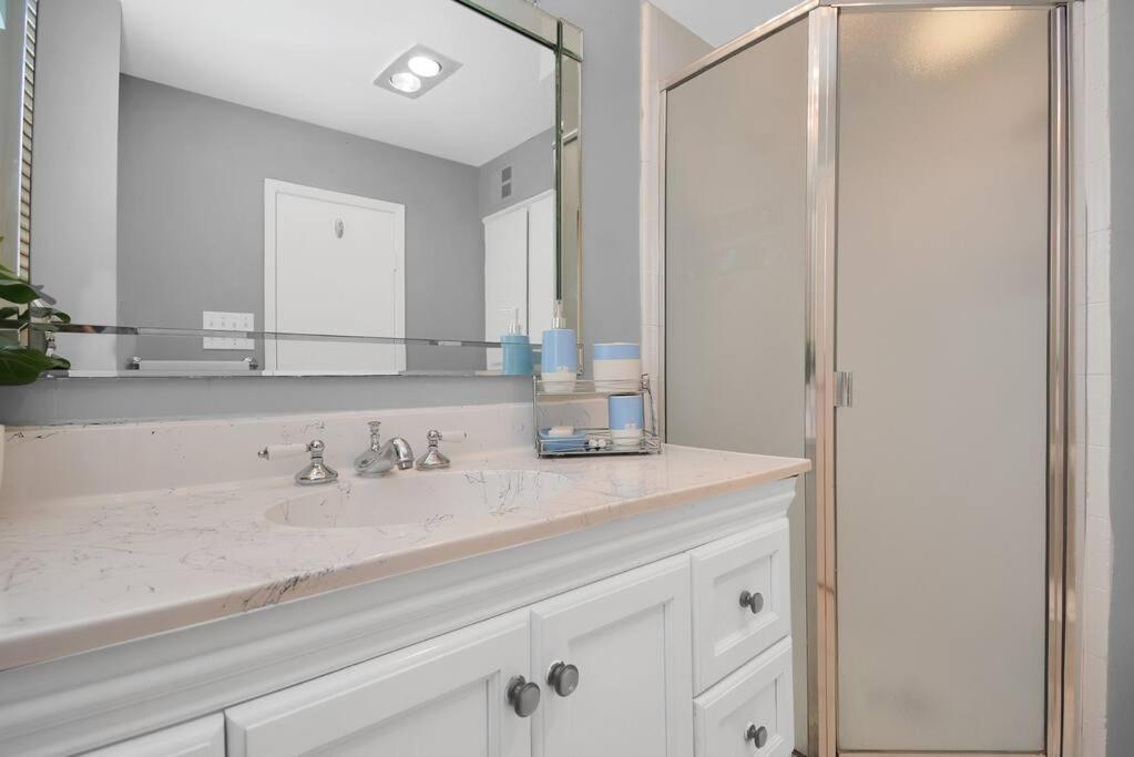 Double Master Suites Condo Near Med Ctr, Nrg Arena 2 Houston Exterior foto