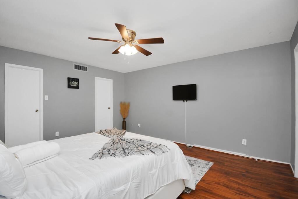 Double Master Suites Condo Near Med Ctr, Nrg Arena 2 Houston Exterior foto