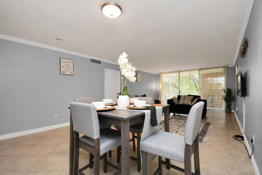 Double Master Suites Condo Near Med Ctr, Nrg Arena 2 Houston Exterior foto